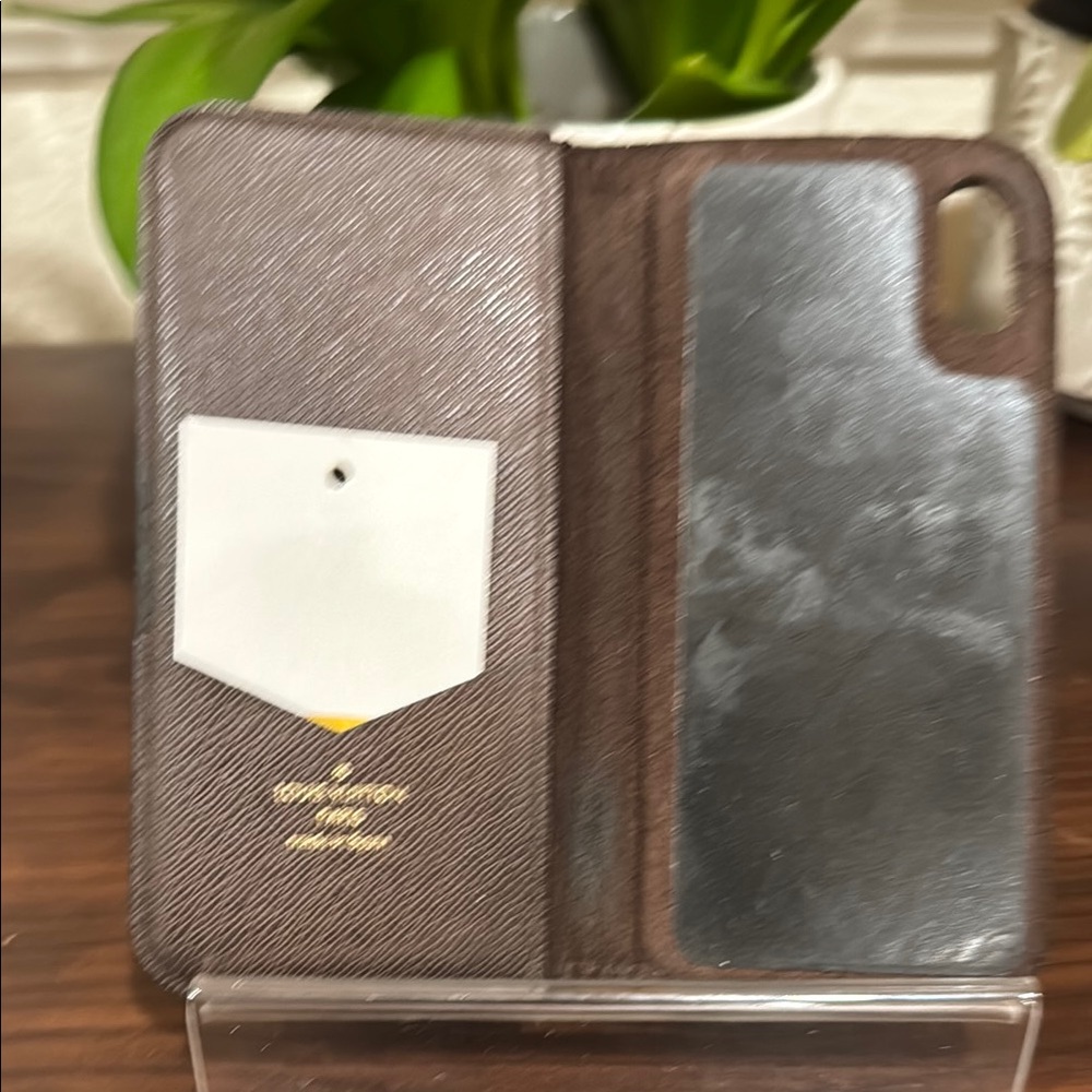 Louis Vuitton Brown Monogram Phone Case - Picture 7 of 9